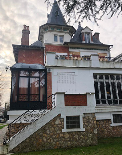Sur les toits de France, Artisan couvreur à Saint-Cloud (92210) dans les Hauts de Seine (92)