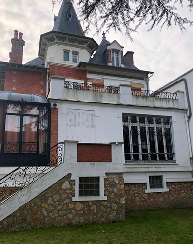 Sur les toits de France, Artisan couvreur à Saint-Cloud (92210) dans les Hauts de Seine (92)