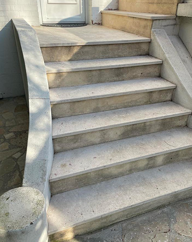 Sur les toits de France, Artisan couvreur à Saint-Cloud (92210) dans les Hauts de Seine (92)
