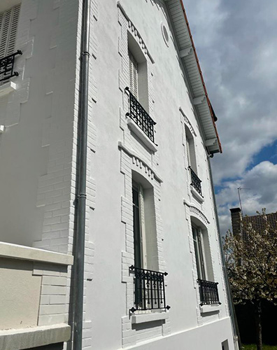 Sur les toits de France, Artisan couvreur à Saint-Cloud (92210) dans les Hauts de Seine (92)